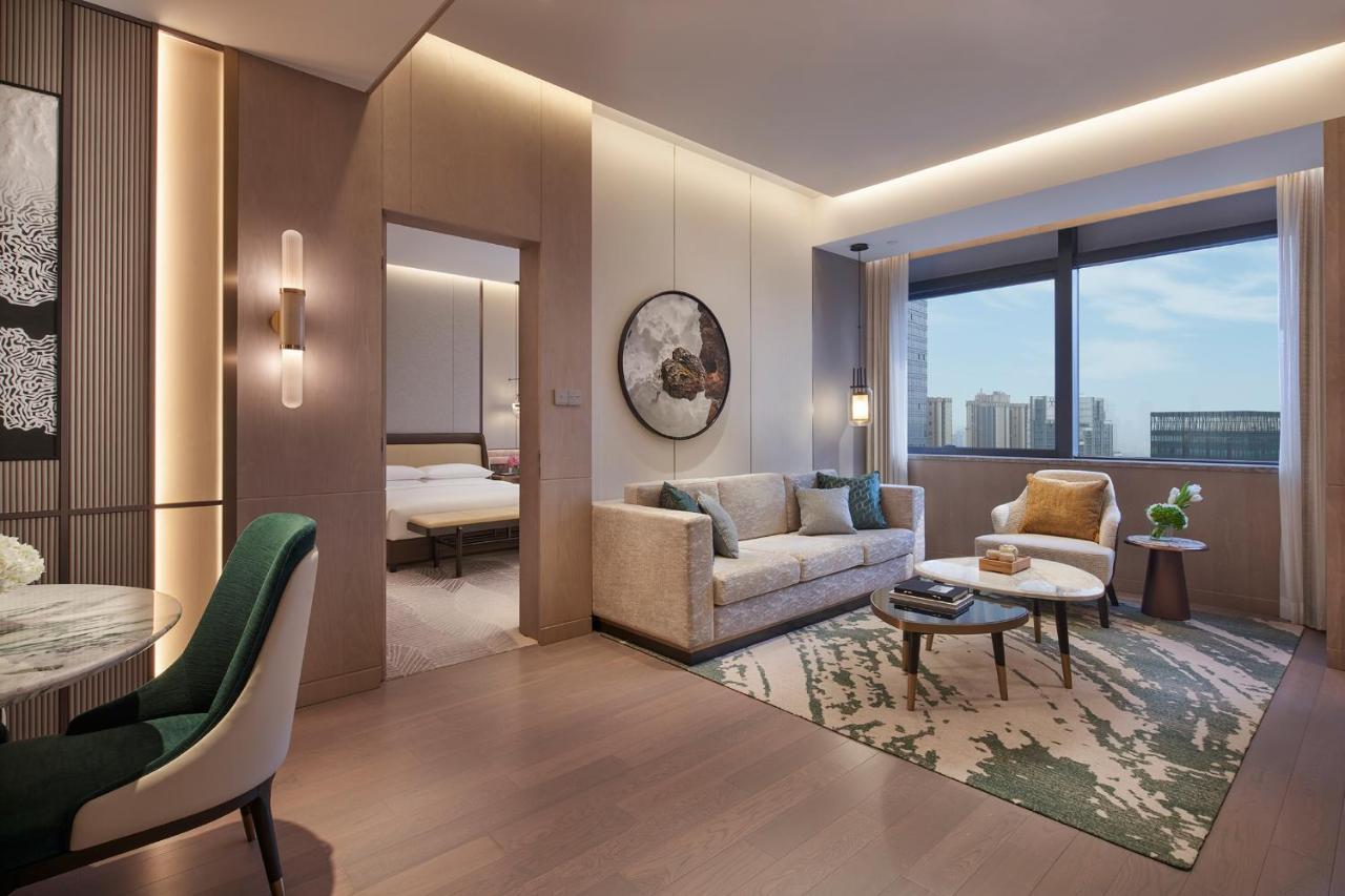 Hyatt Regency Metropolitan Chongqing Hotel Екстериор снимка