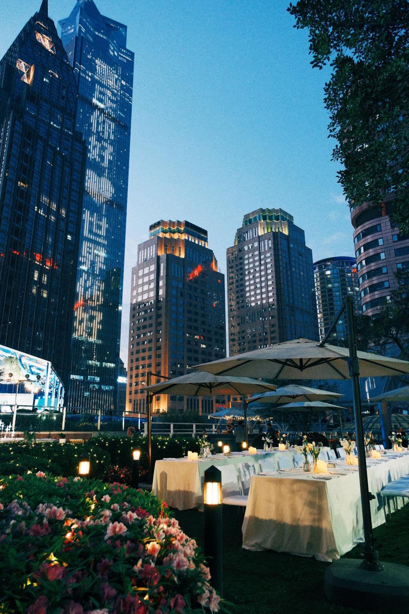 Hyatt Regency Metropolitan Chongqing Hotel Екстериор снимка